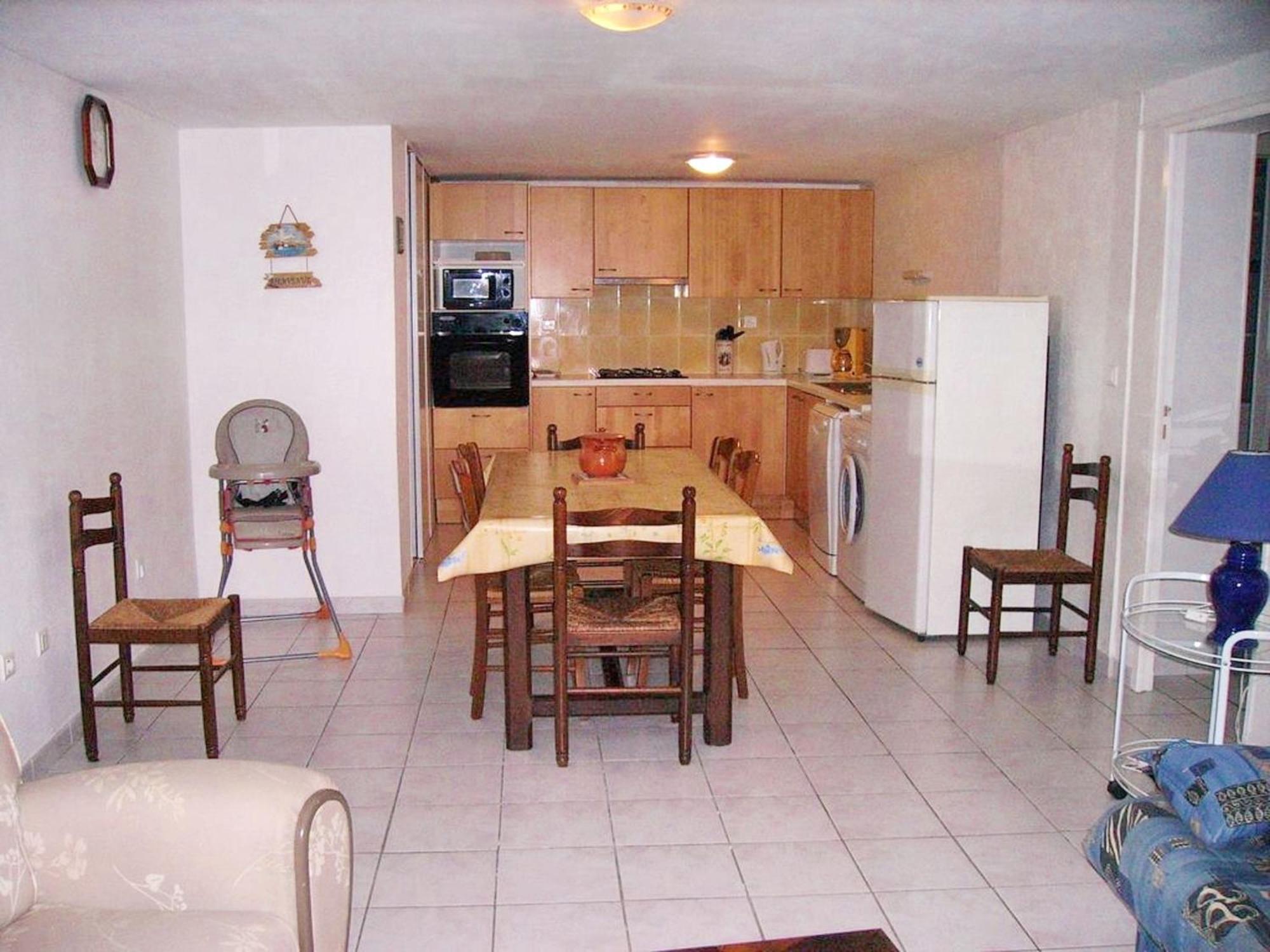 Appartement Charmant A Breuillet Avec Jardin Spacieux Εξωτερικό φωτογραφία